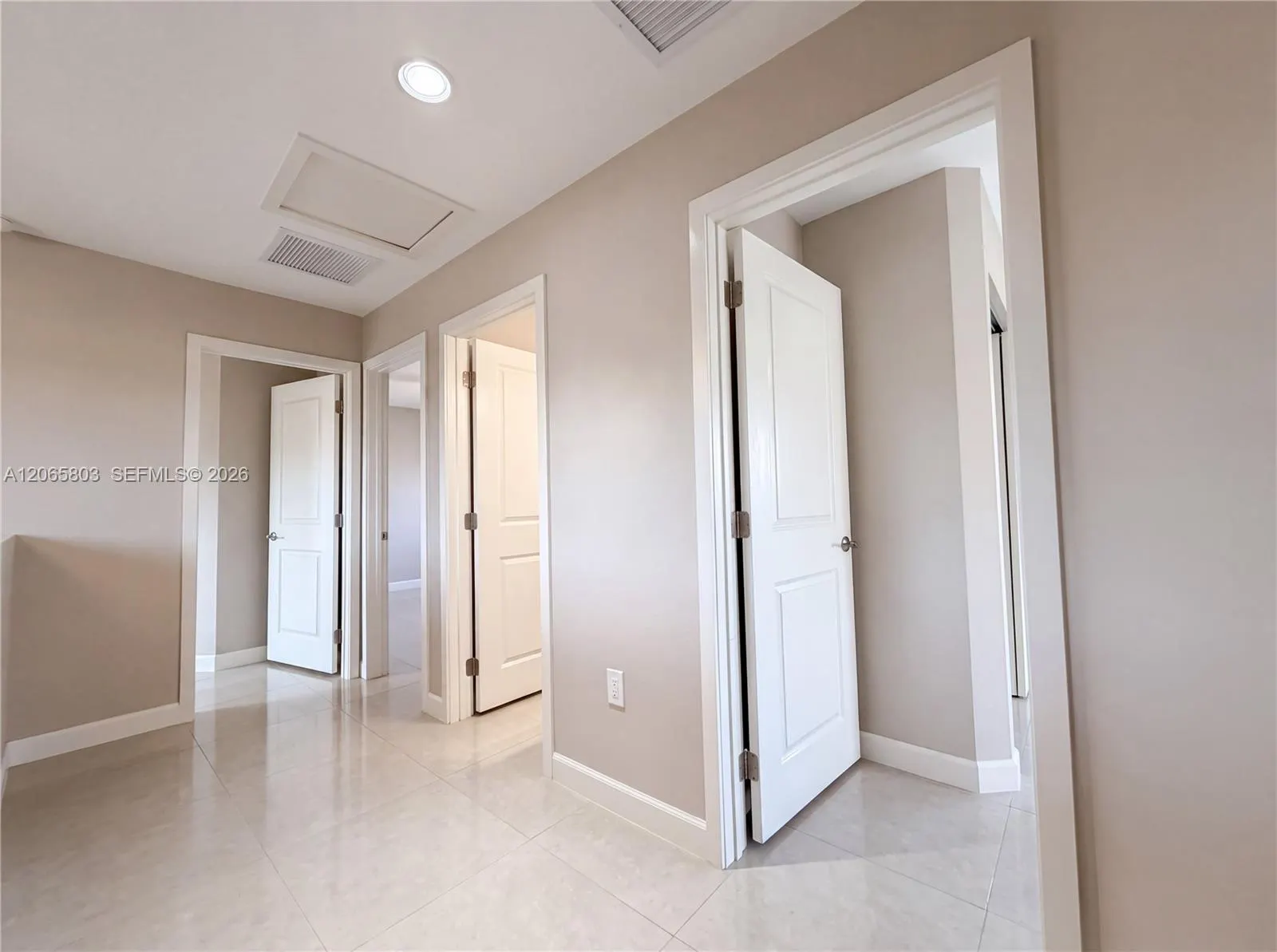 17 Lakeview Drive