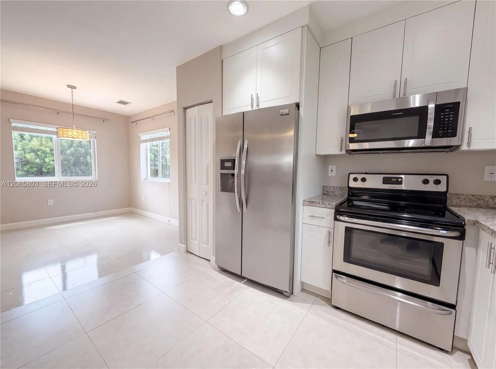 17 Lakeview Drive