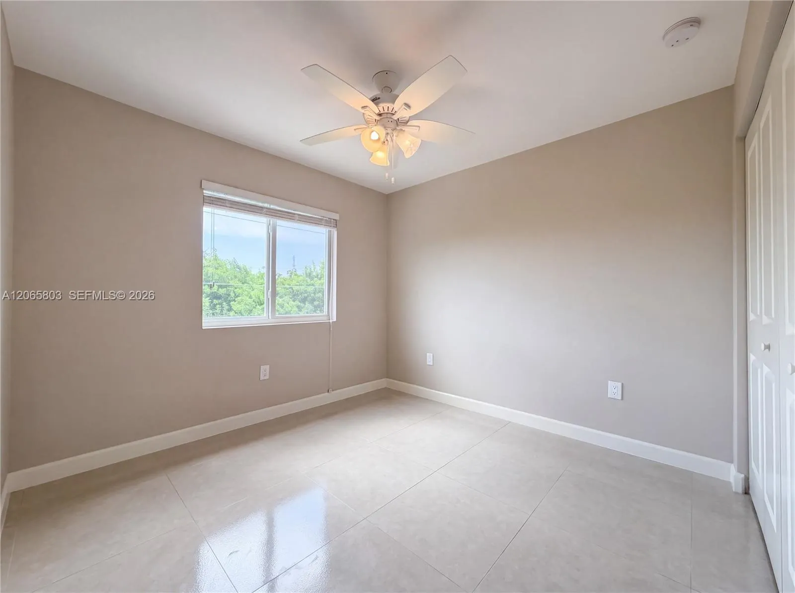 17 Lakeview Drive