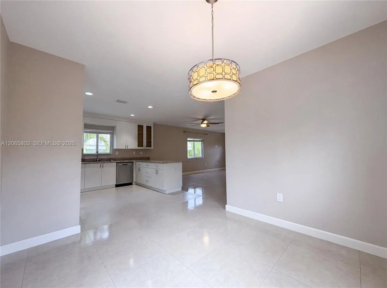 17 Lakeview Drive