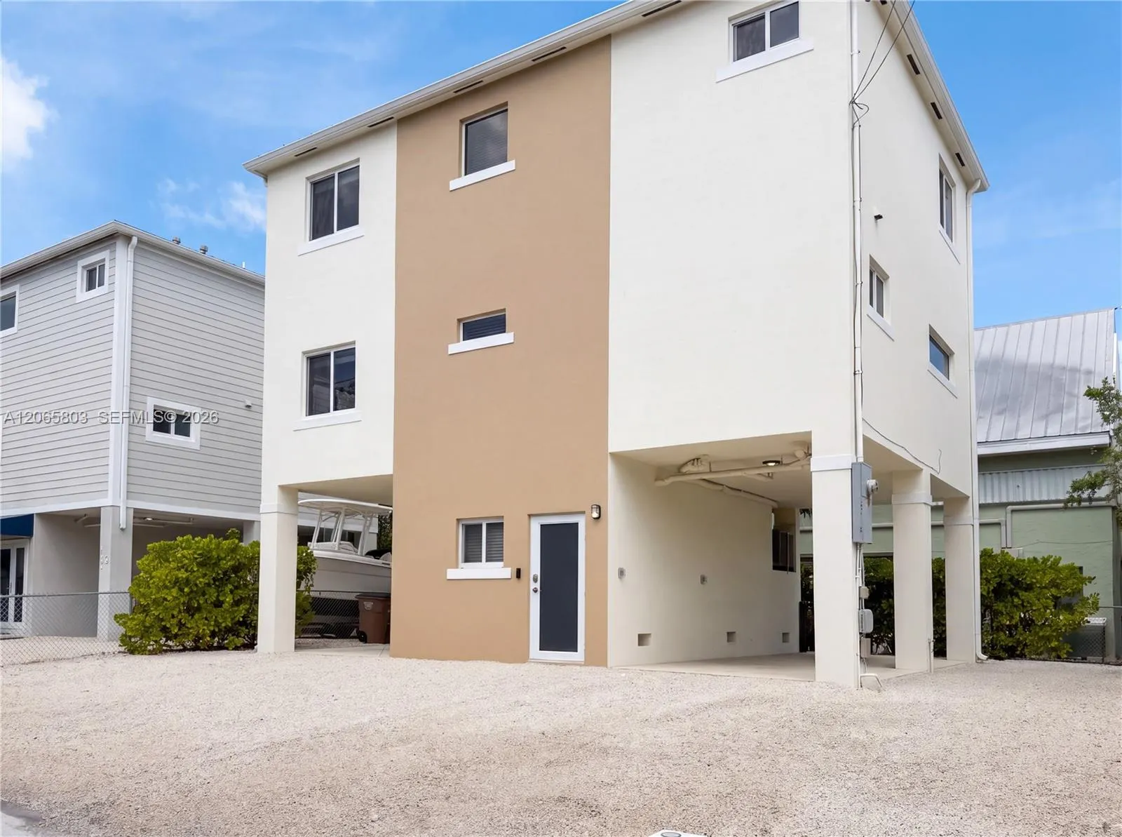 17 Lakeview Drive