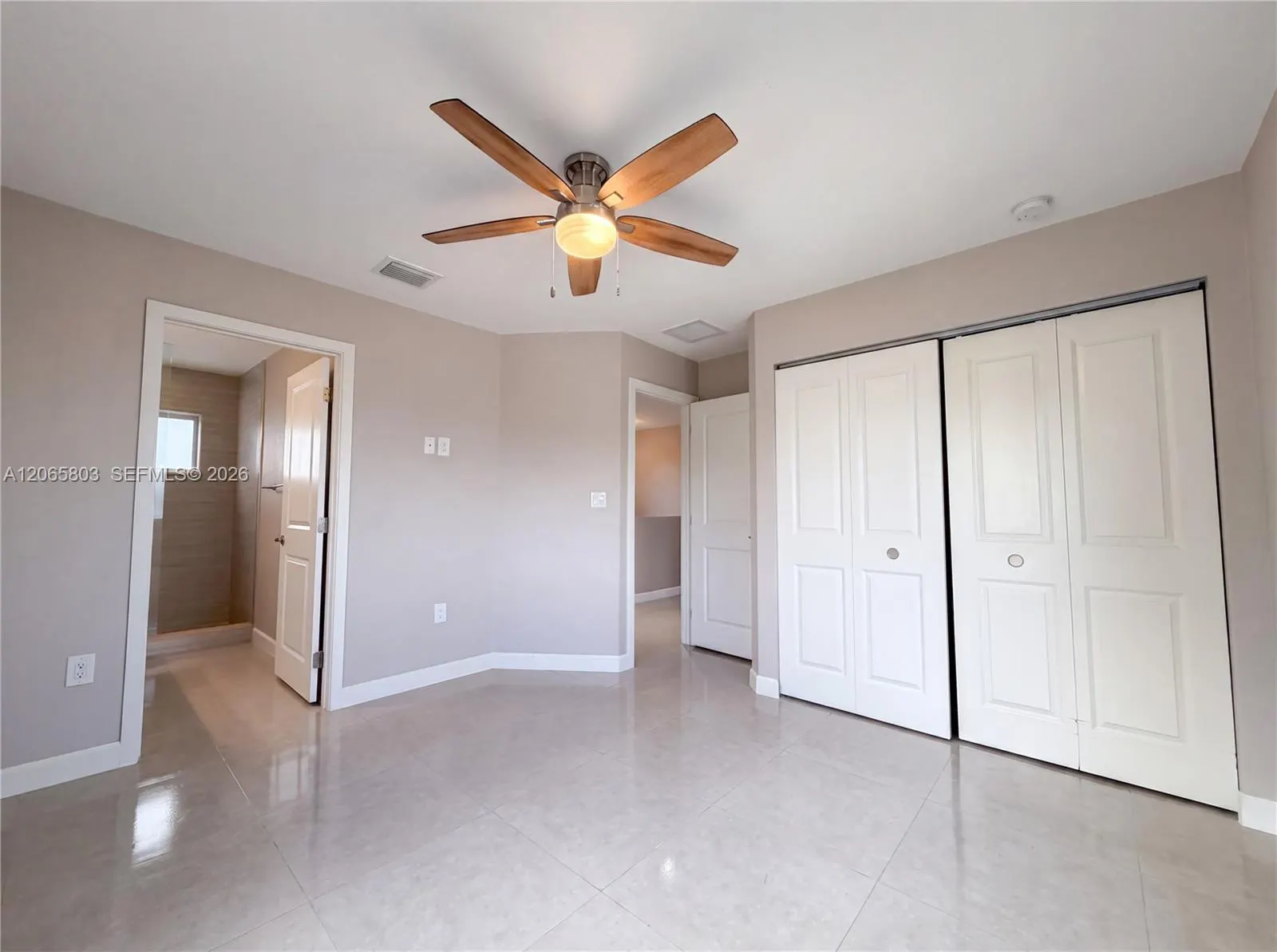 17 Lakeview Drive