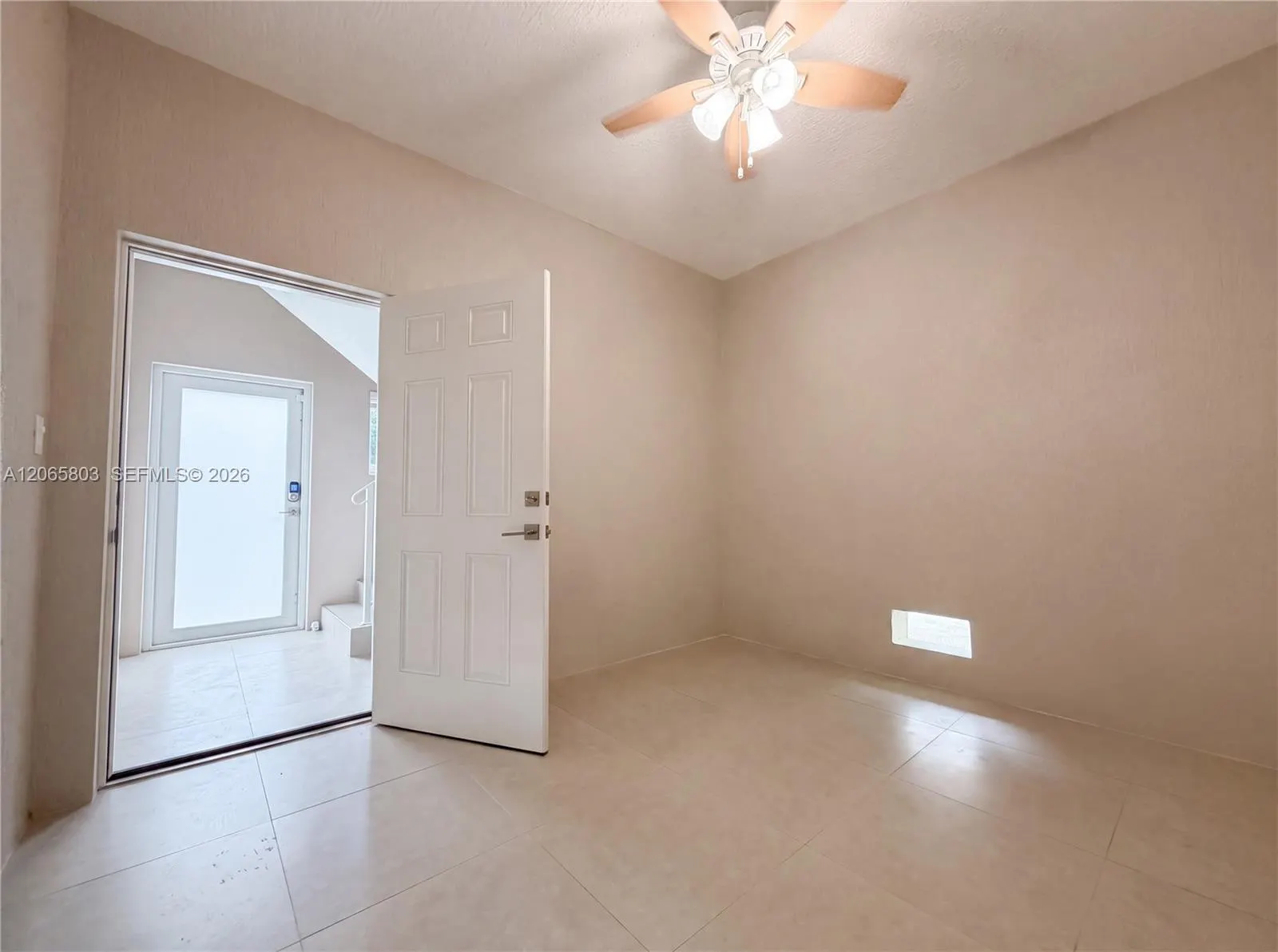17 Lakeview Drive