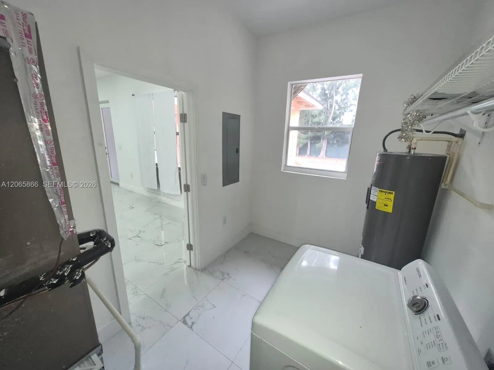 160 N Granja Street