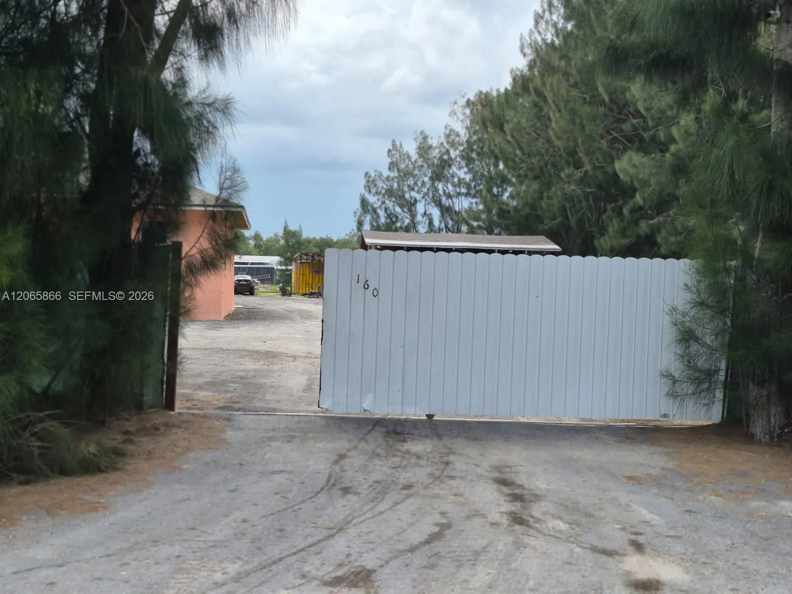 160 N Granja Street