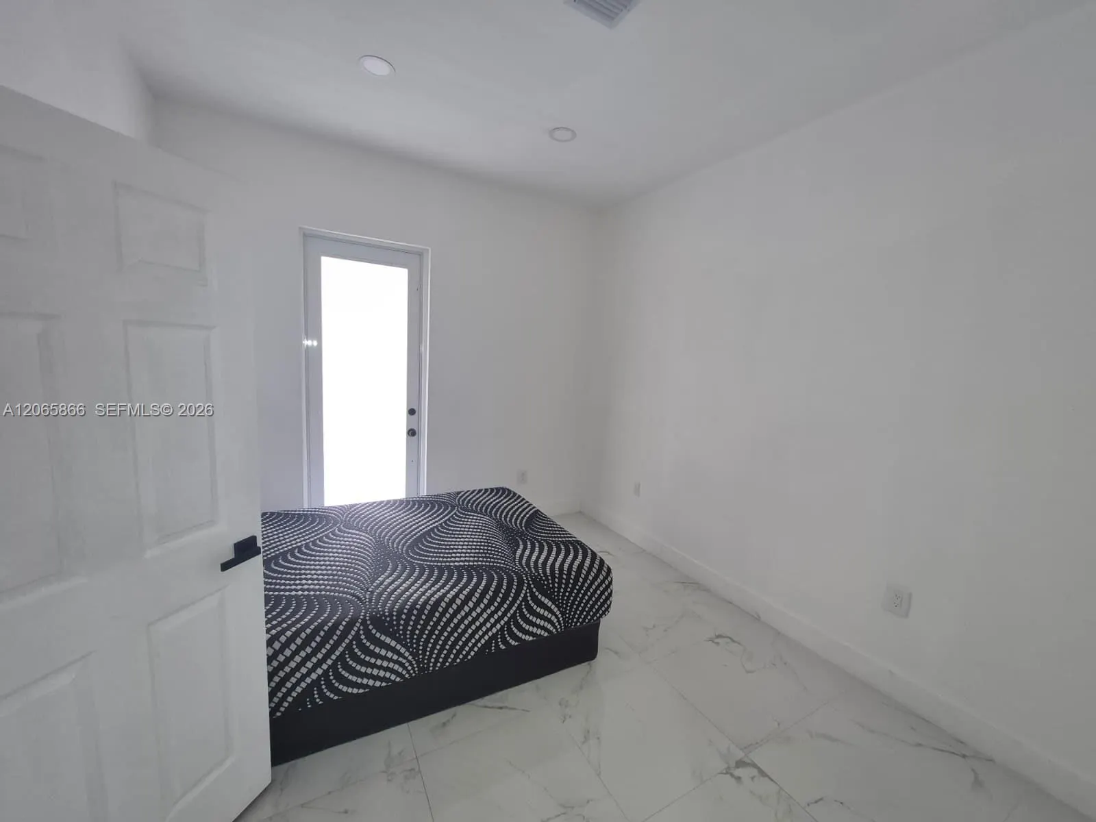 160 N Granja Street