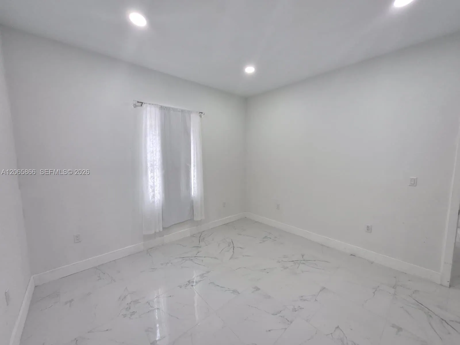 160 N Granja Street