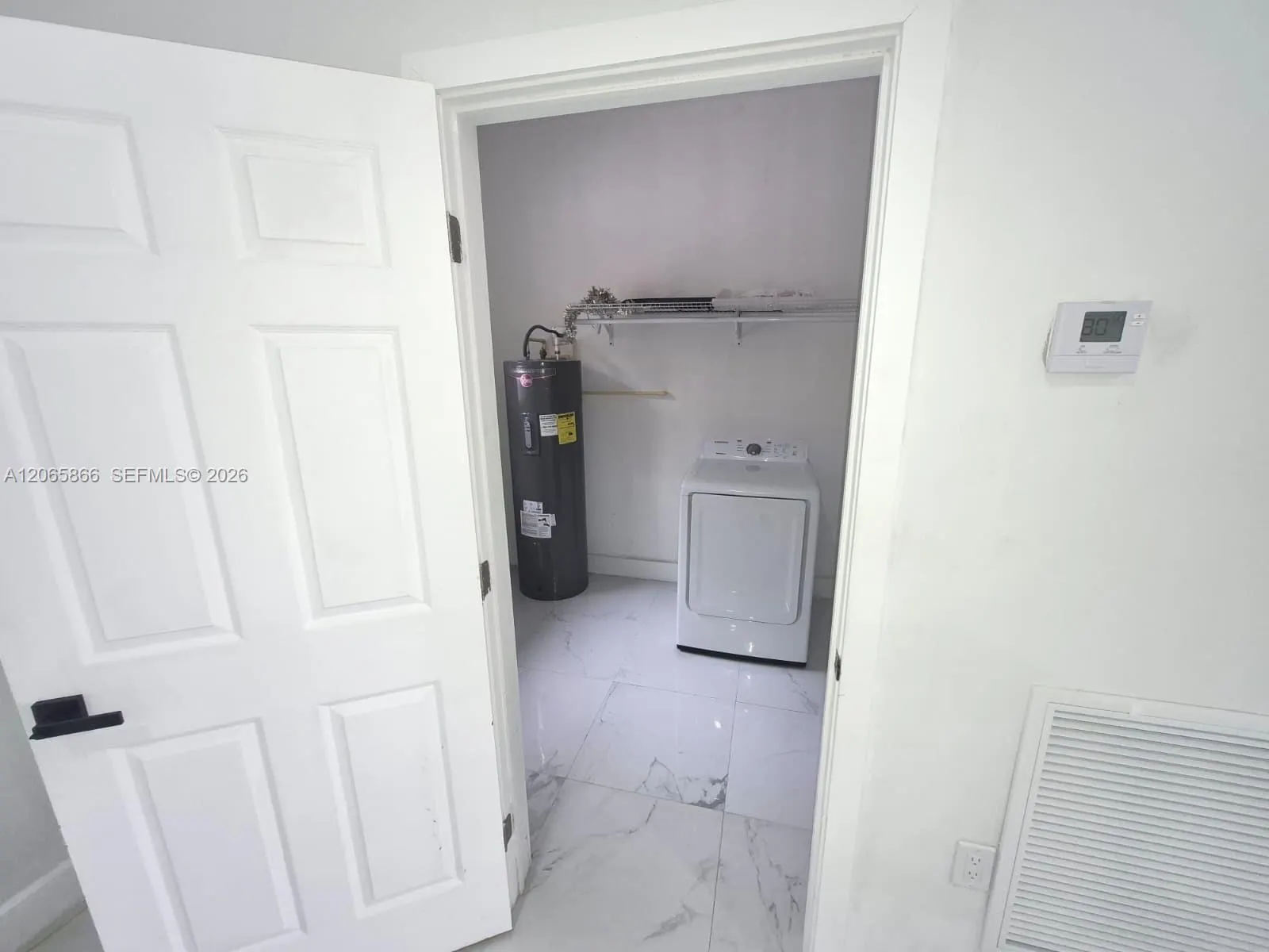 160 N Granja Street