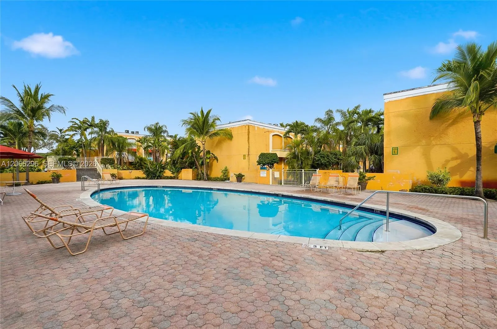 17901 NW 68th Avenue #R206