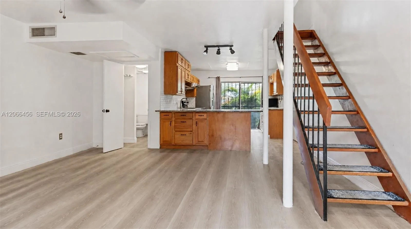 8953 NE 4th Ave Road #8953