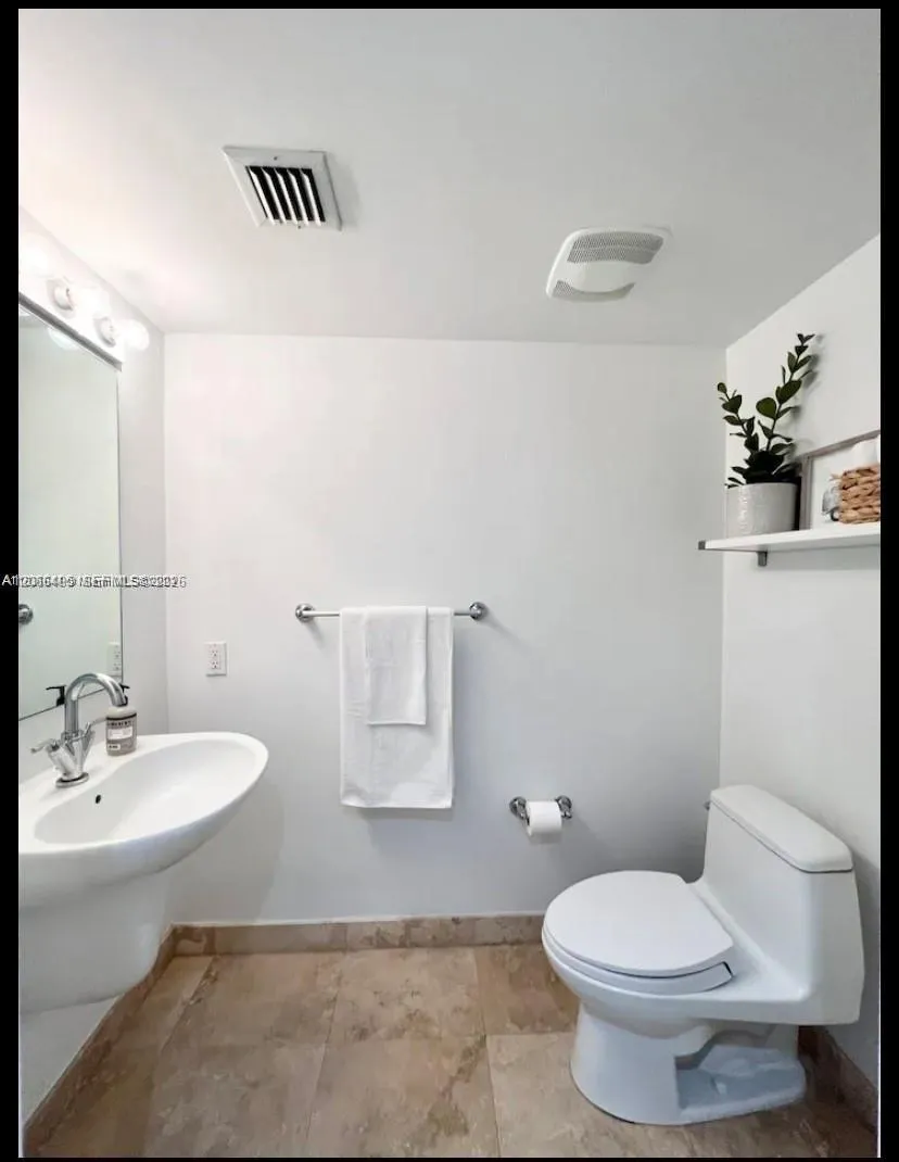 41 SE 5th Street #414