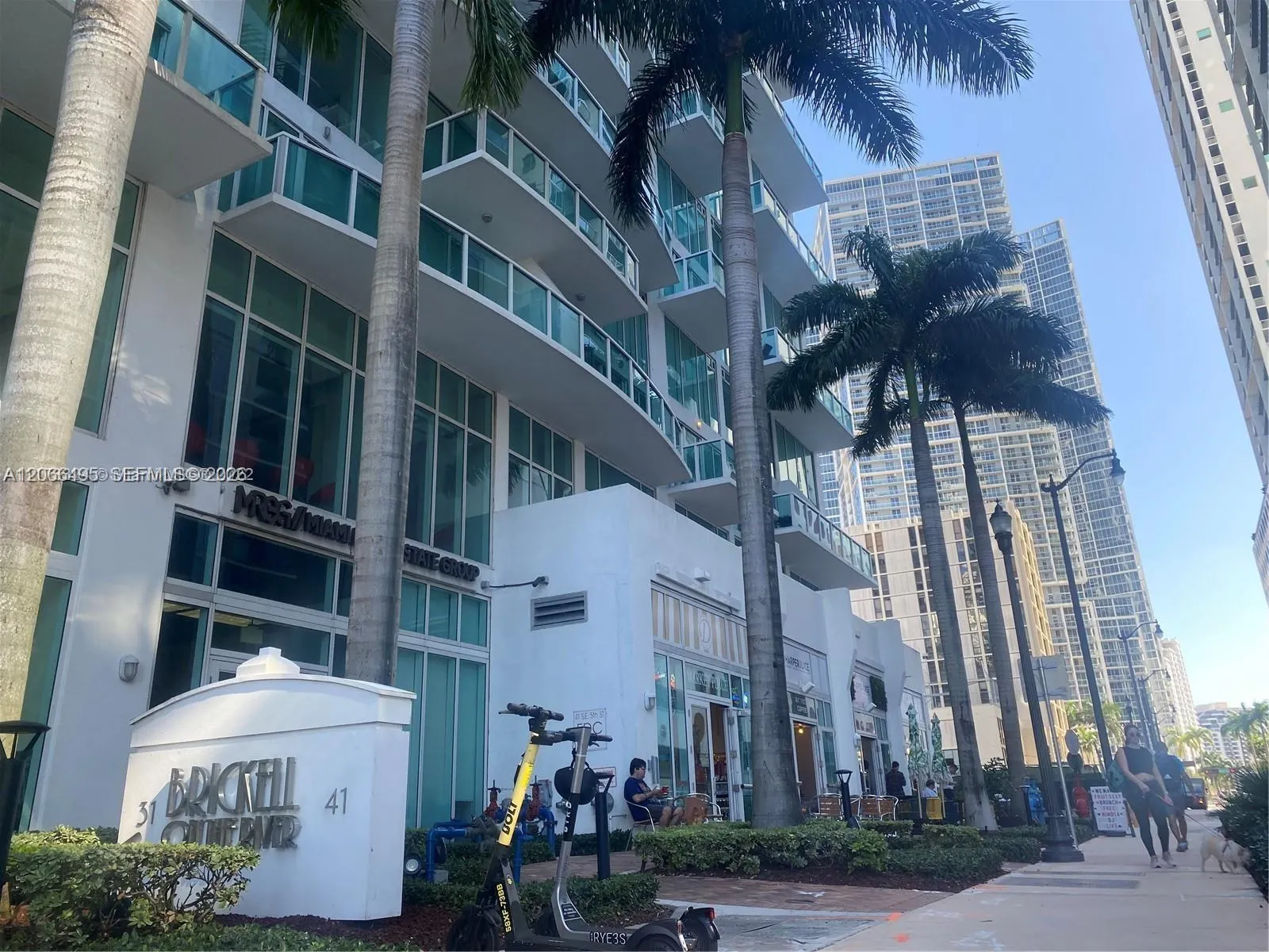 41 SE 5th Street #414