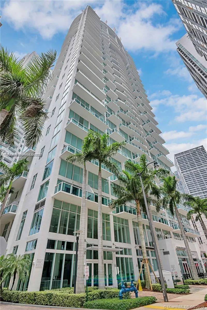 41 SE 5th Street #414