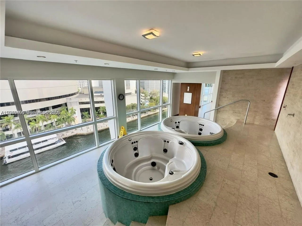 41 SE 5th Street #414