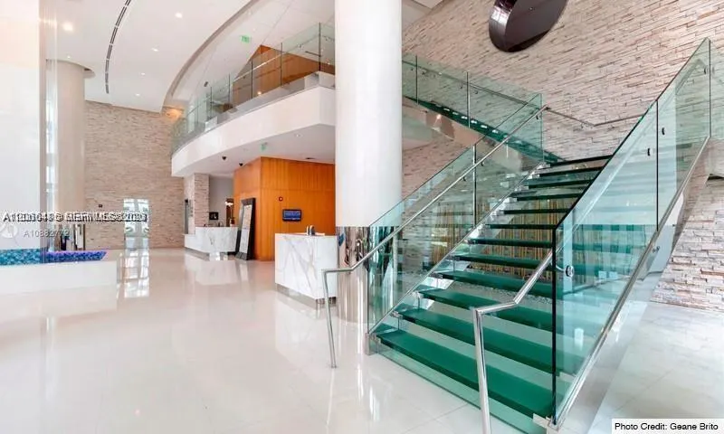 41 SE 5th Street #414
