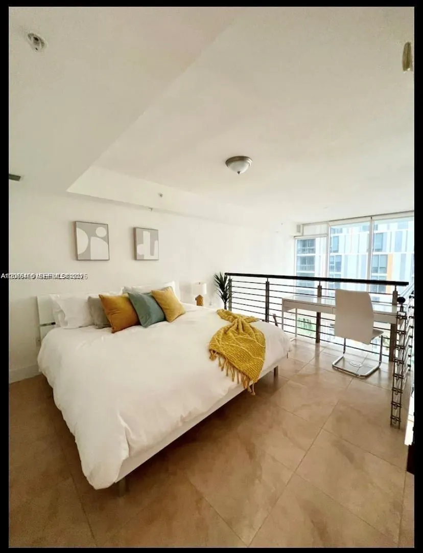 41 SE 5th Street #414