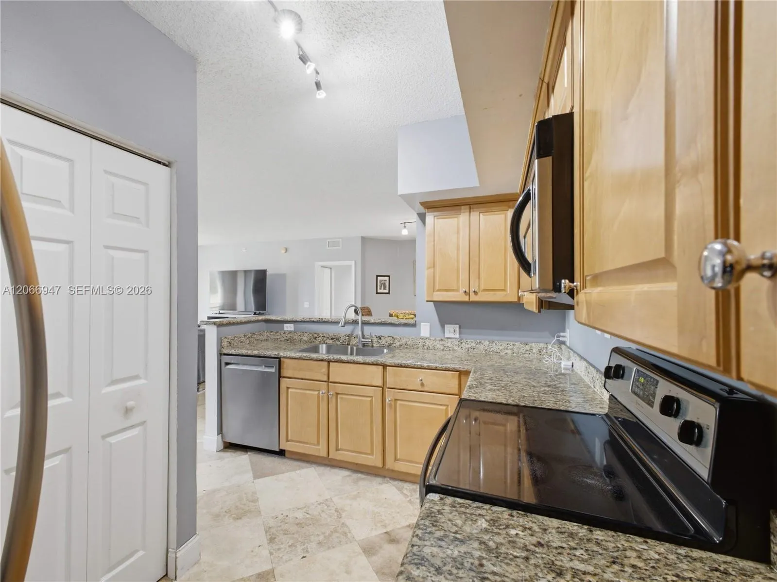 11710 Saint Andrews Place #202