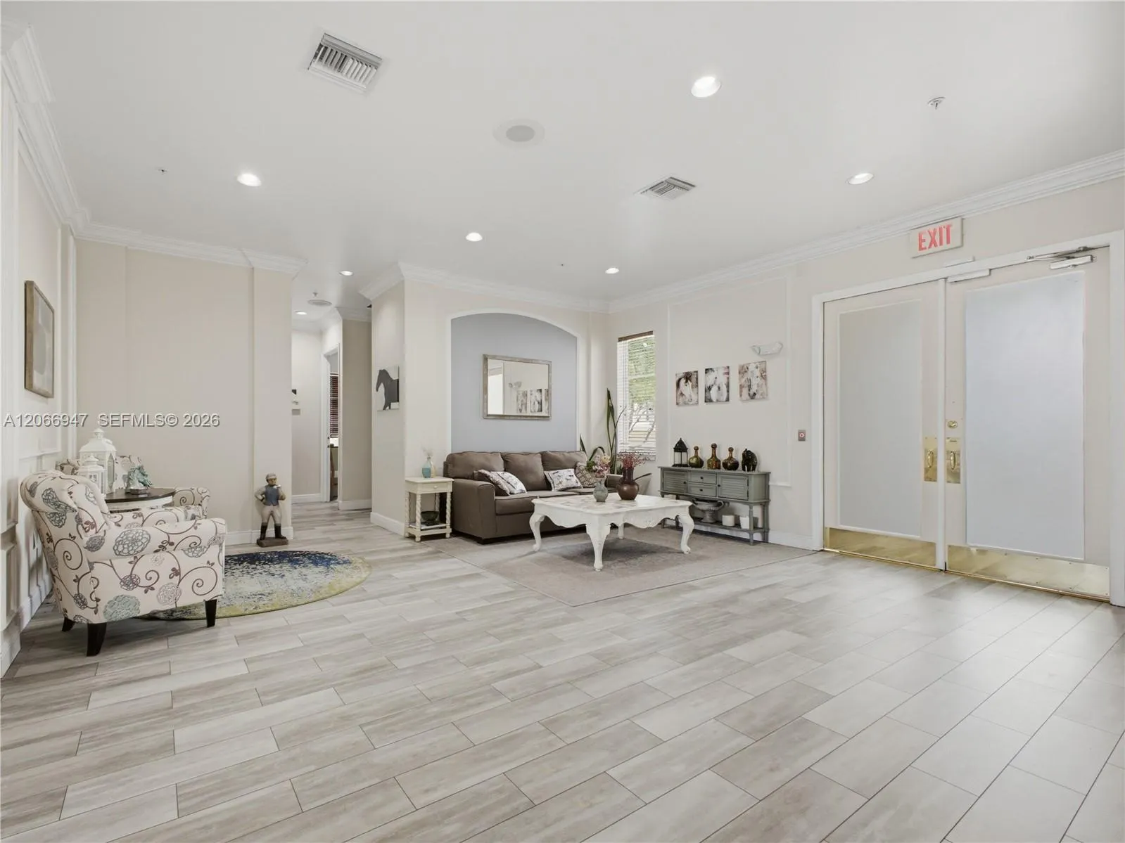 11710 Saint Andrews Place #202