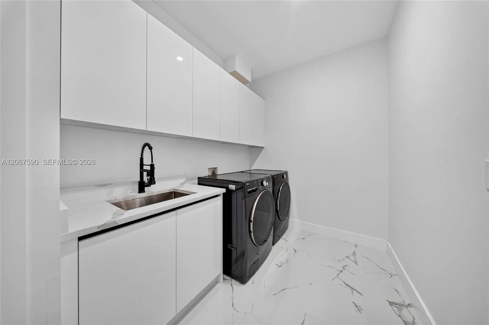 1397 Razorbill Lane