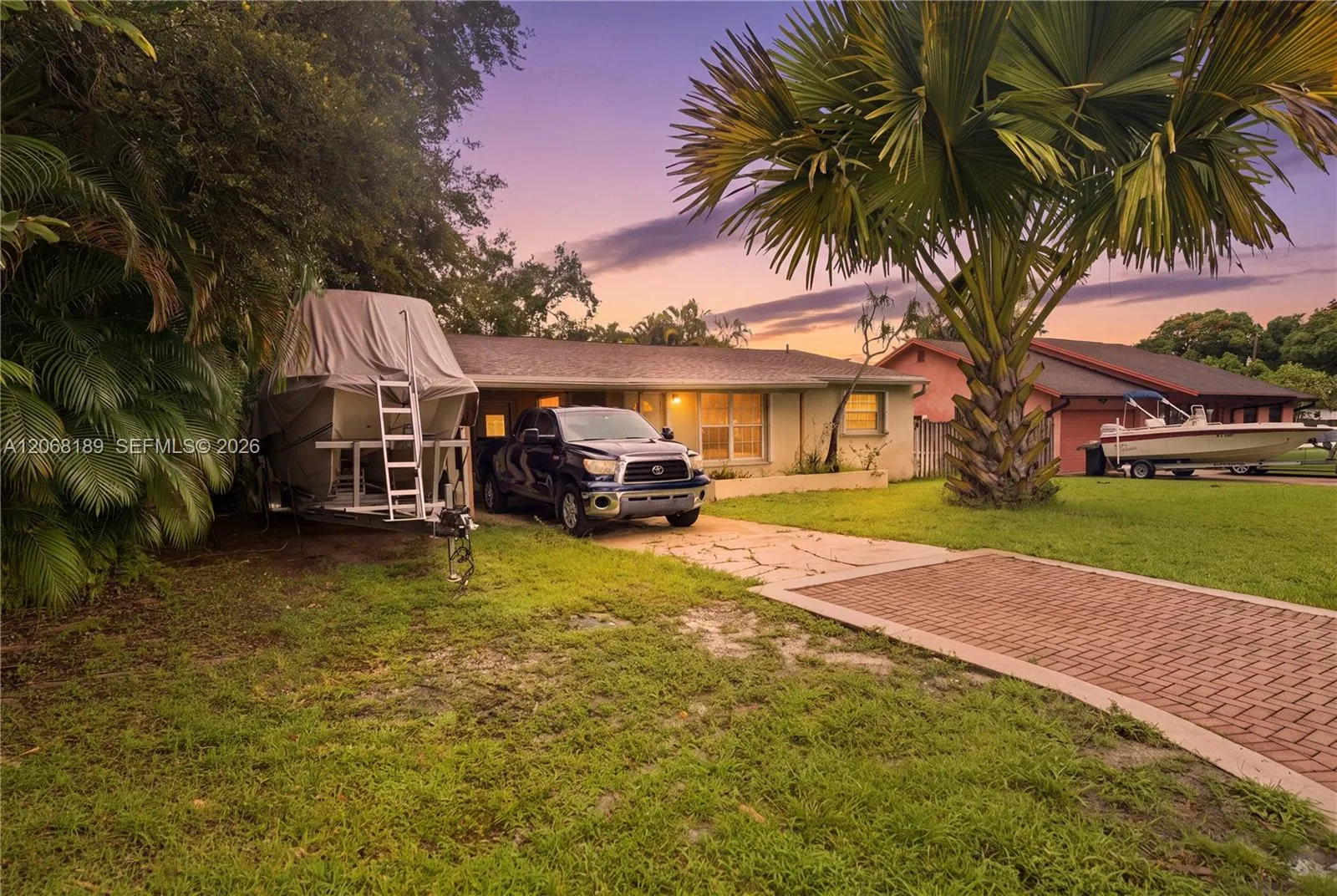 5190 SW 28th Terrace