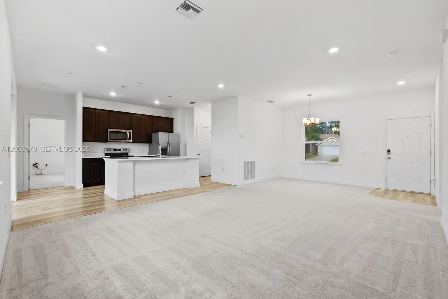 2844 NW 27th