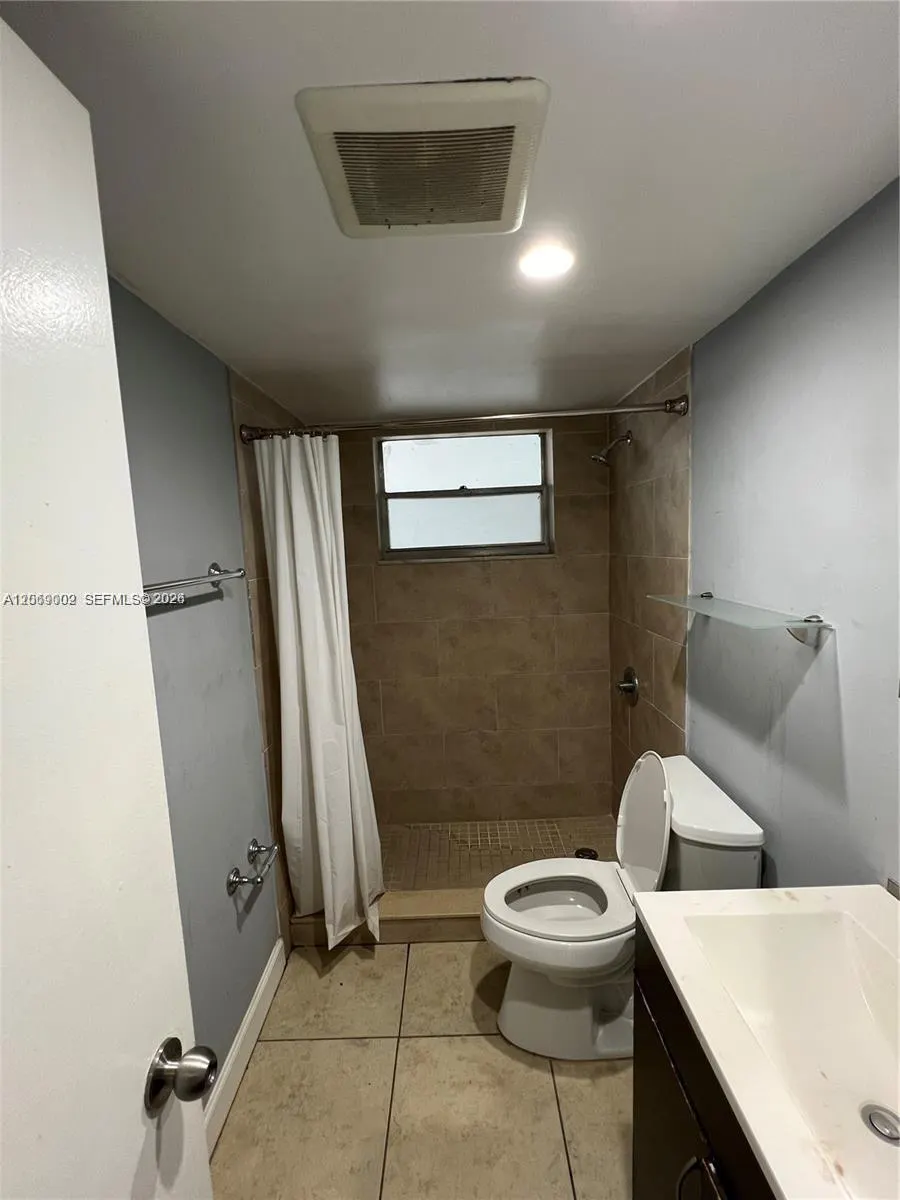 1610 Lenox Avenue #409