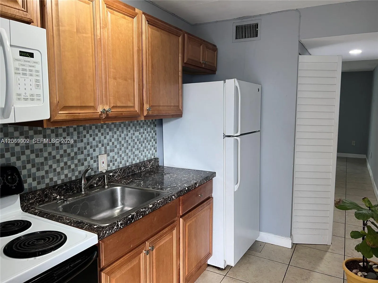 1610 Lenox Avenue #409