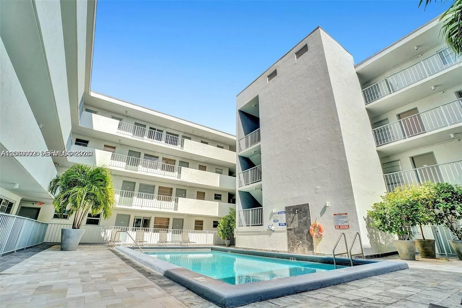 1610 Lenox Avenue #409