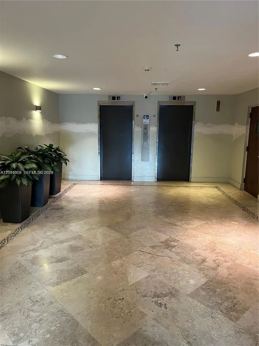 1610 Lenox Avenue #409