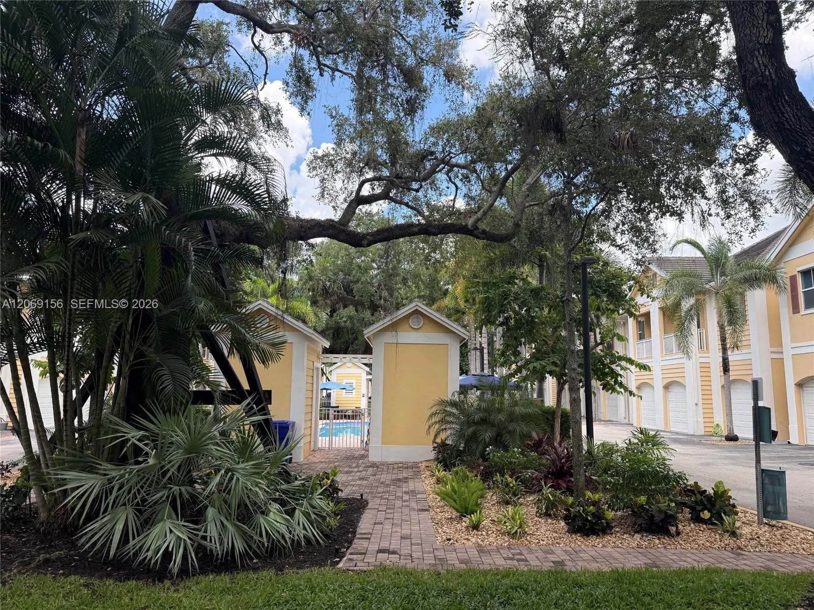 525 SW 18th Avenue #26