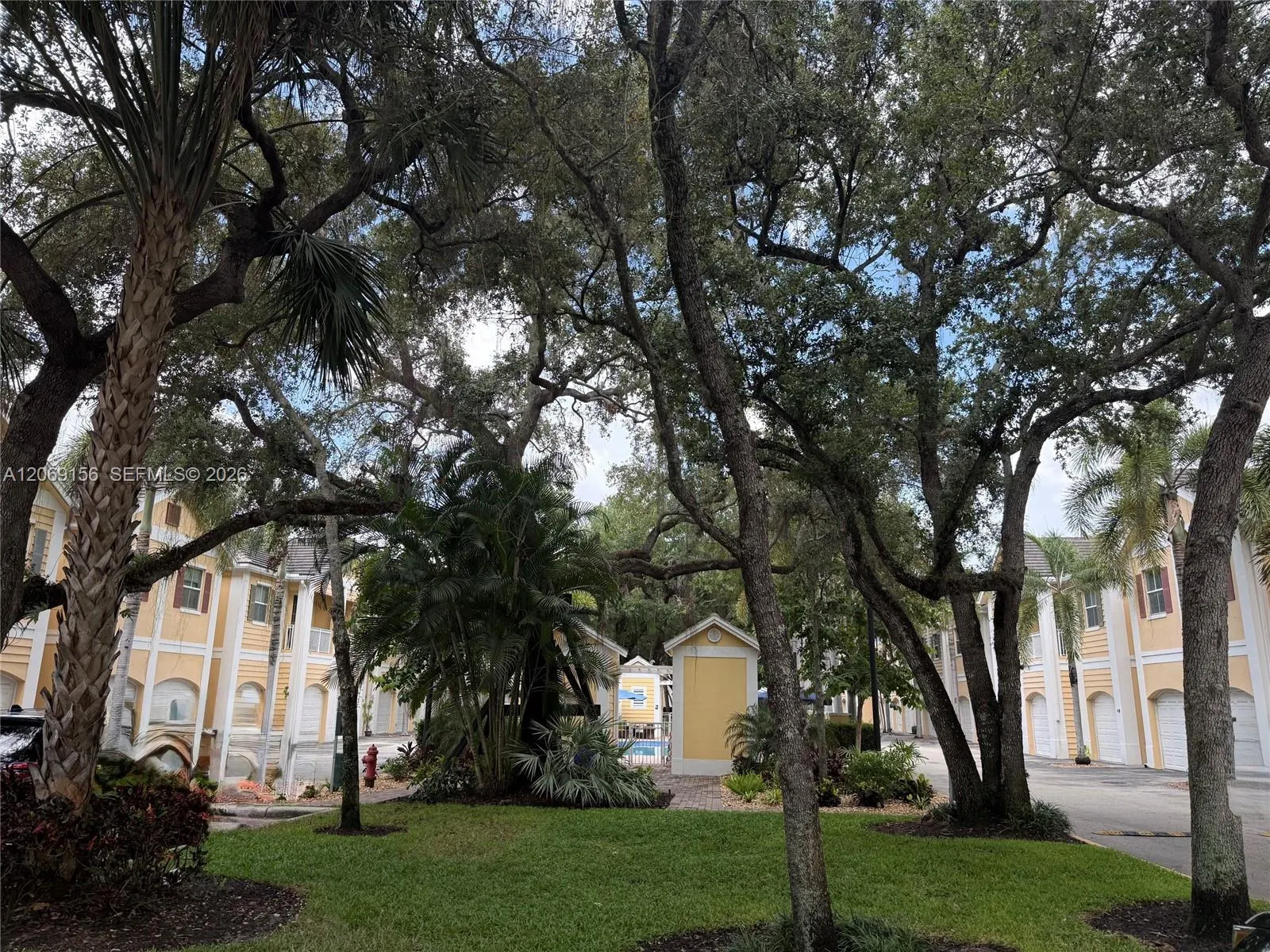 525 SW 18th Avenue #26