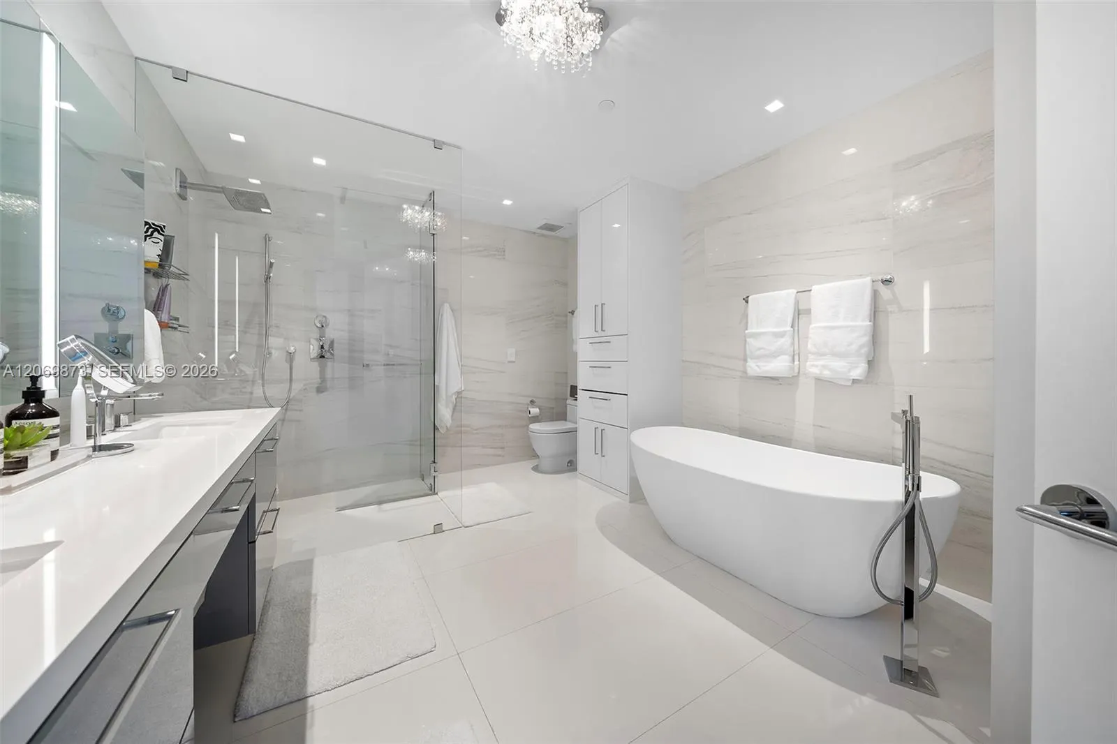 100 S Pointe Drive #1409
