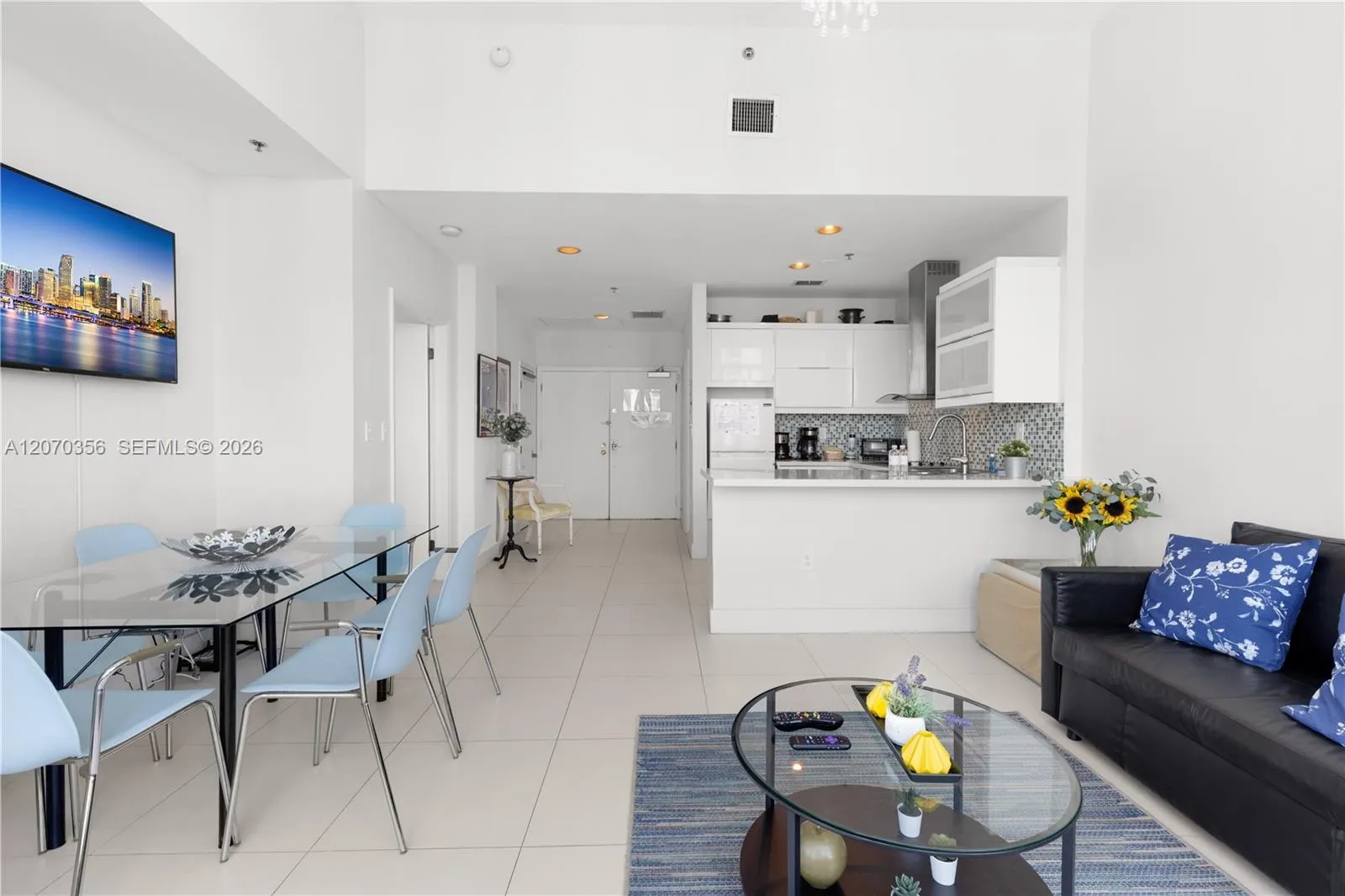 5445 Collins Avenue #TS11