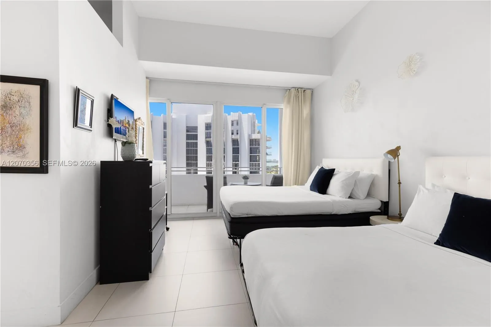 5445 Collins Avenue #TS11