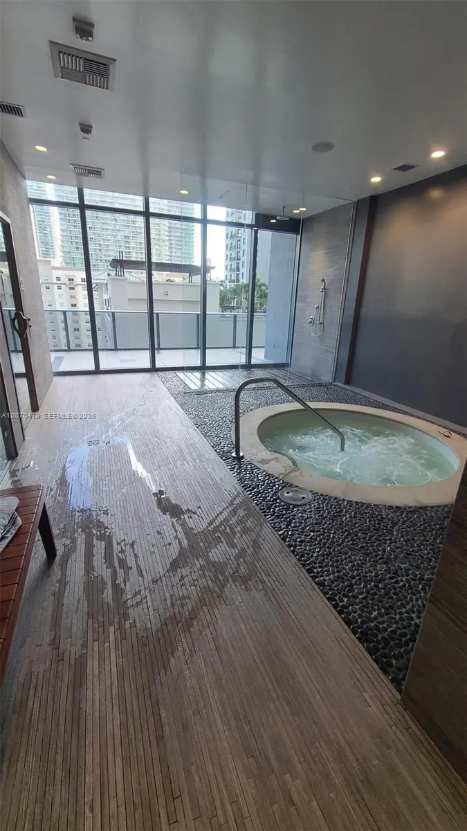 45 SW 9th Street #1503