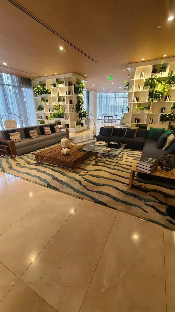 45 SW 9th Street #1503