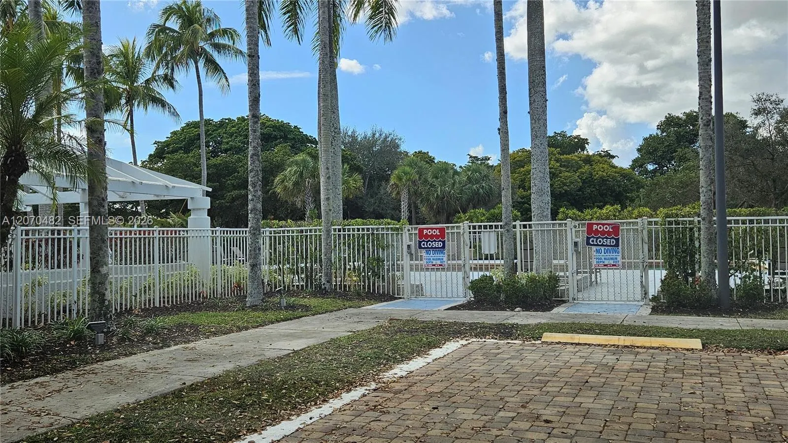 931 Lyons Road #4102