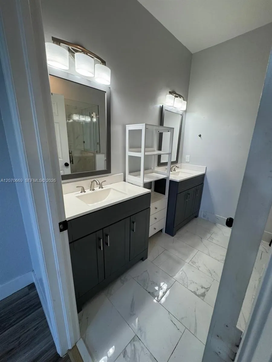 1013 NE 42nd Avenue #1013