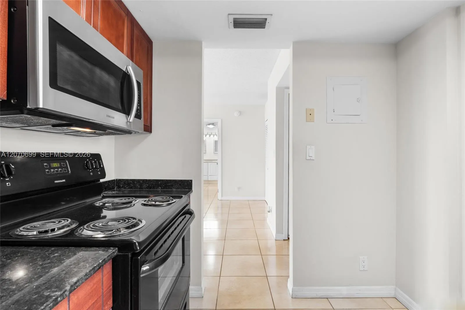 3401 N Country Club Drive #519