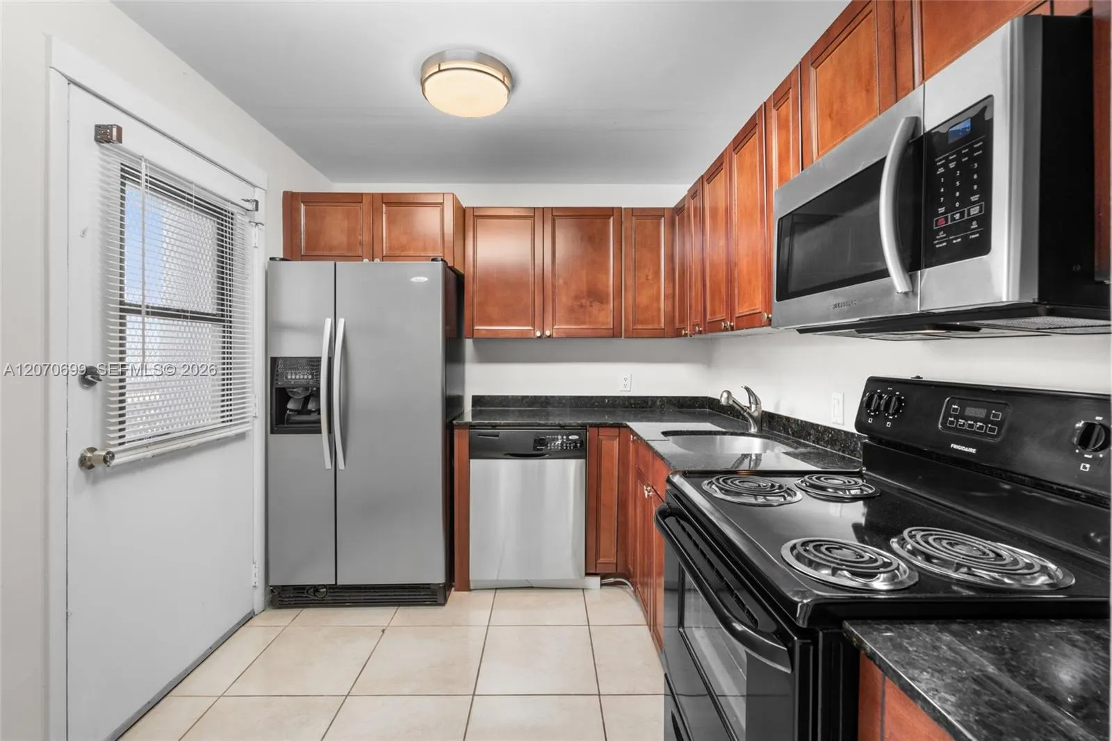 3401 N Country Club Drive #519