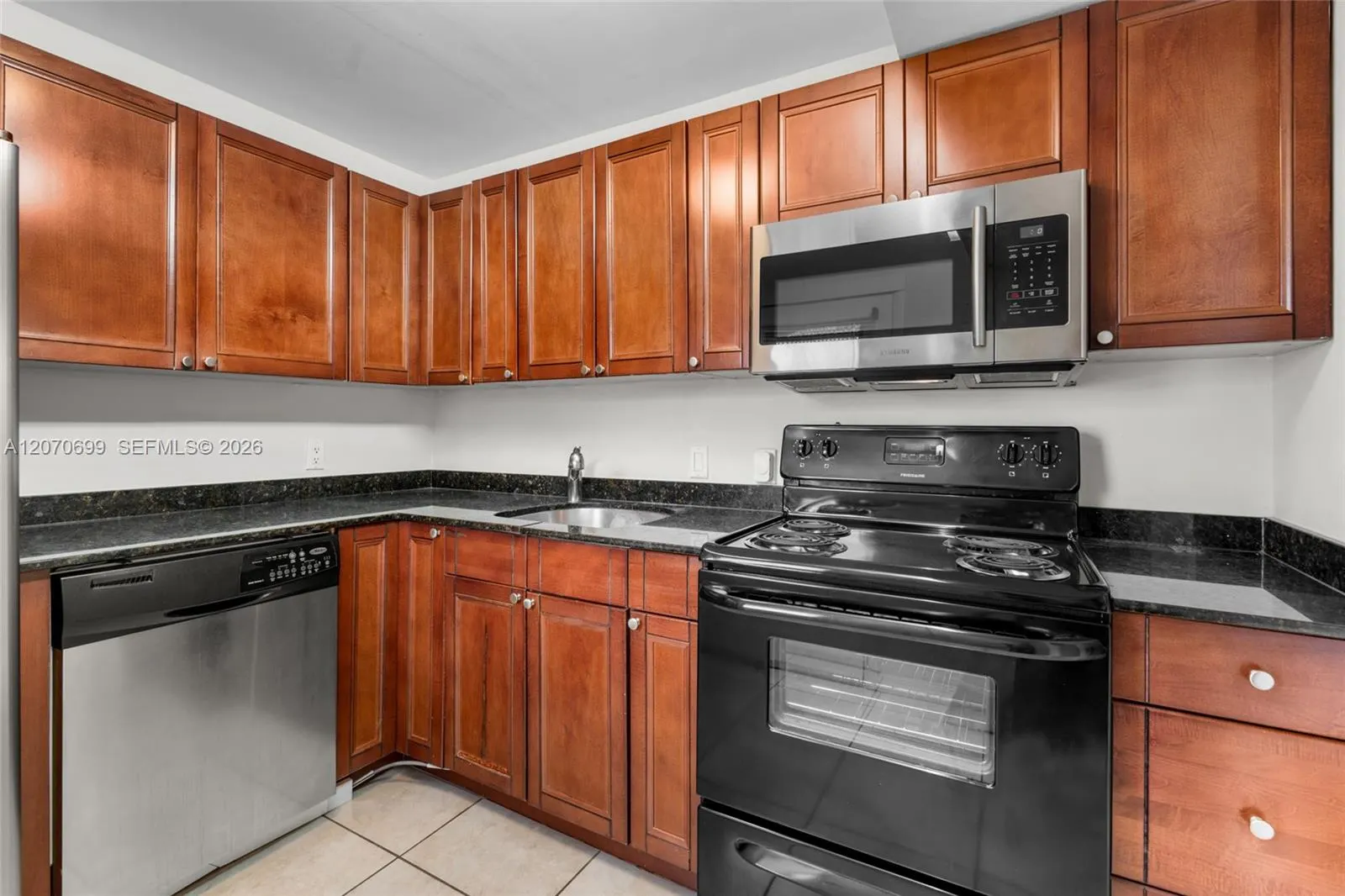 3401 N Country Club Drive #519
