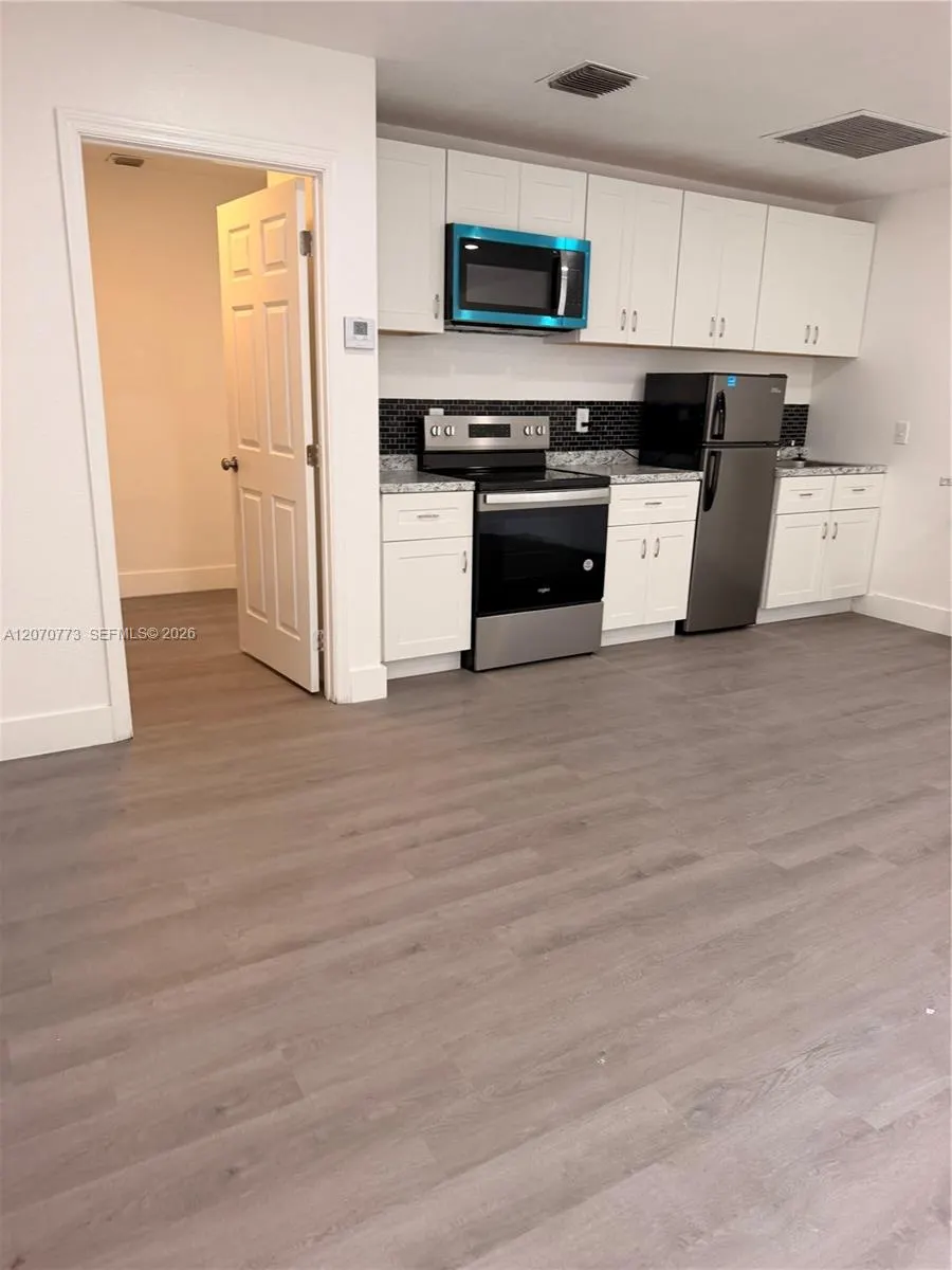 165 SW 5th Court #2