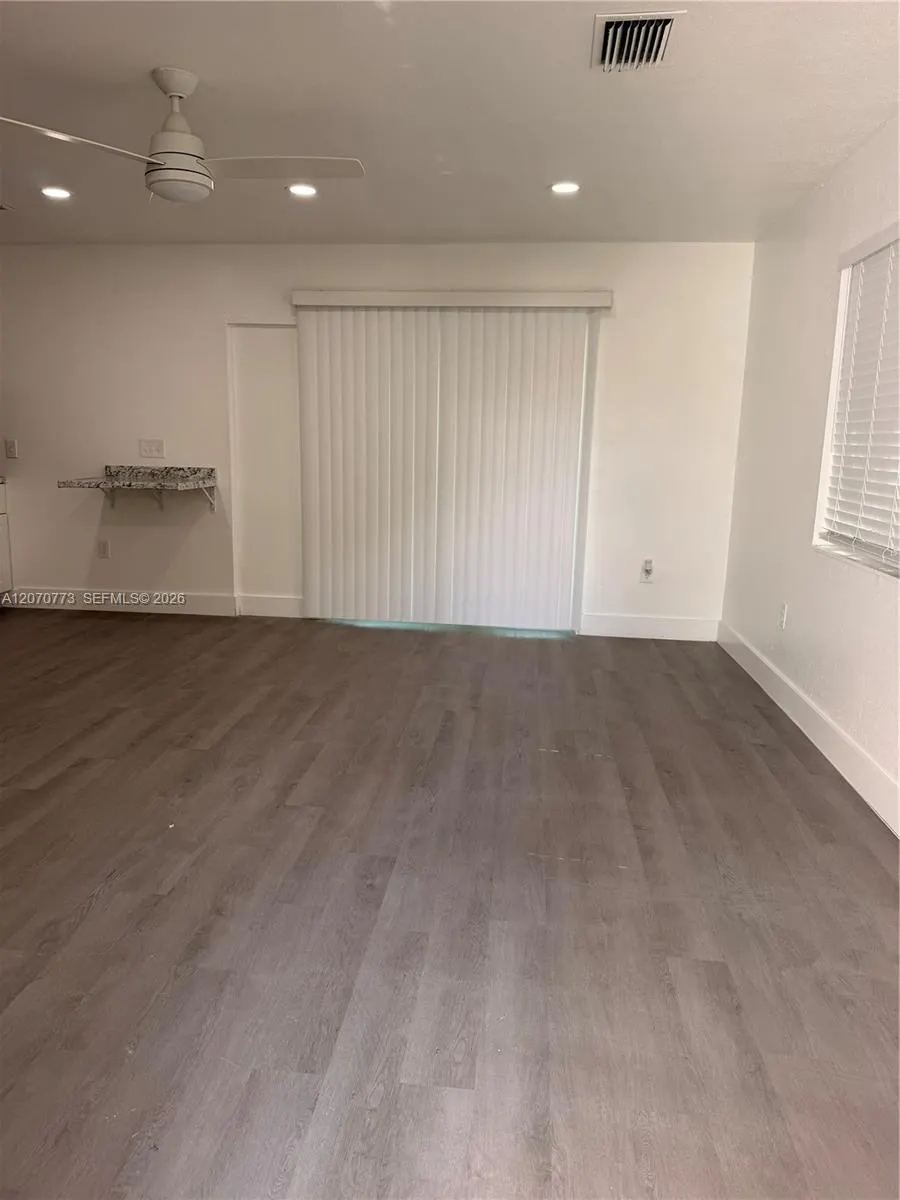 165 SW 5th Court #2