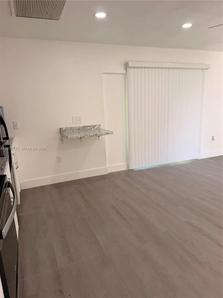 165 SW 5th Court #2