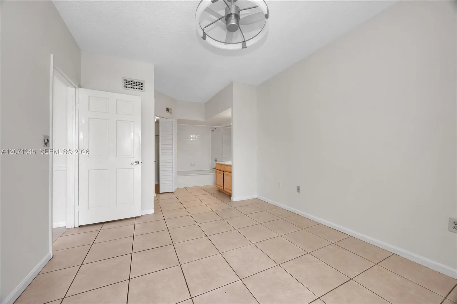 1280 S Alhambra Circle #2413