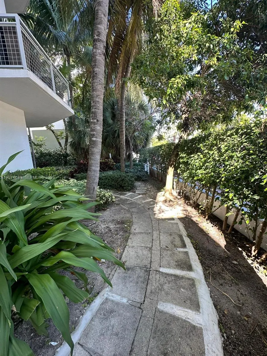 7728 Collins Avenue #1