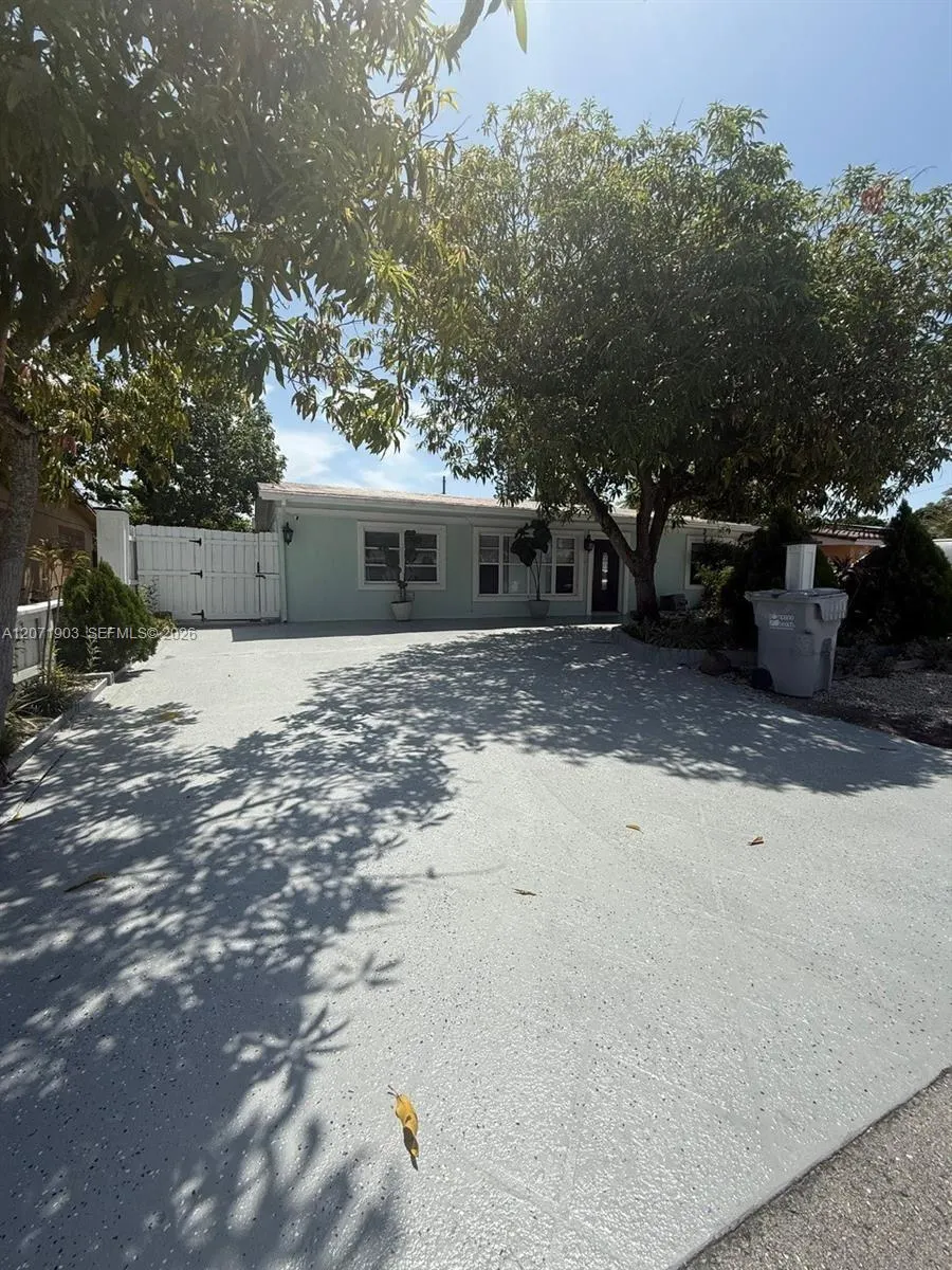 4210 NE 12th Terrace #4210