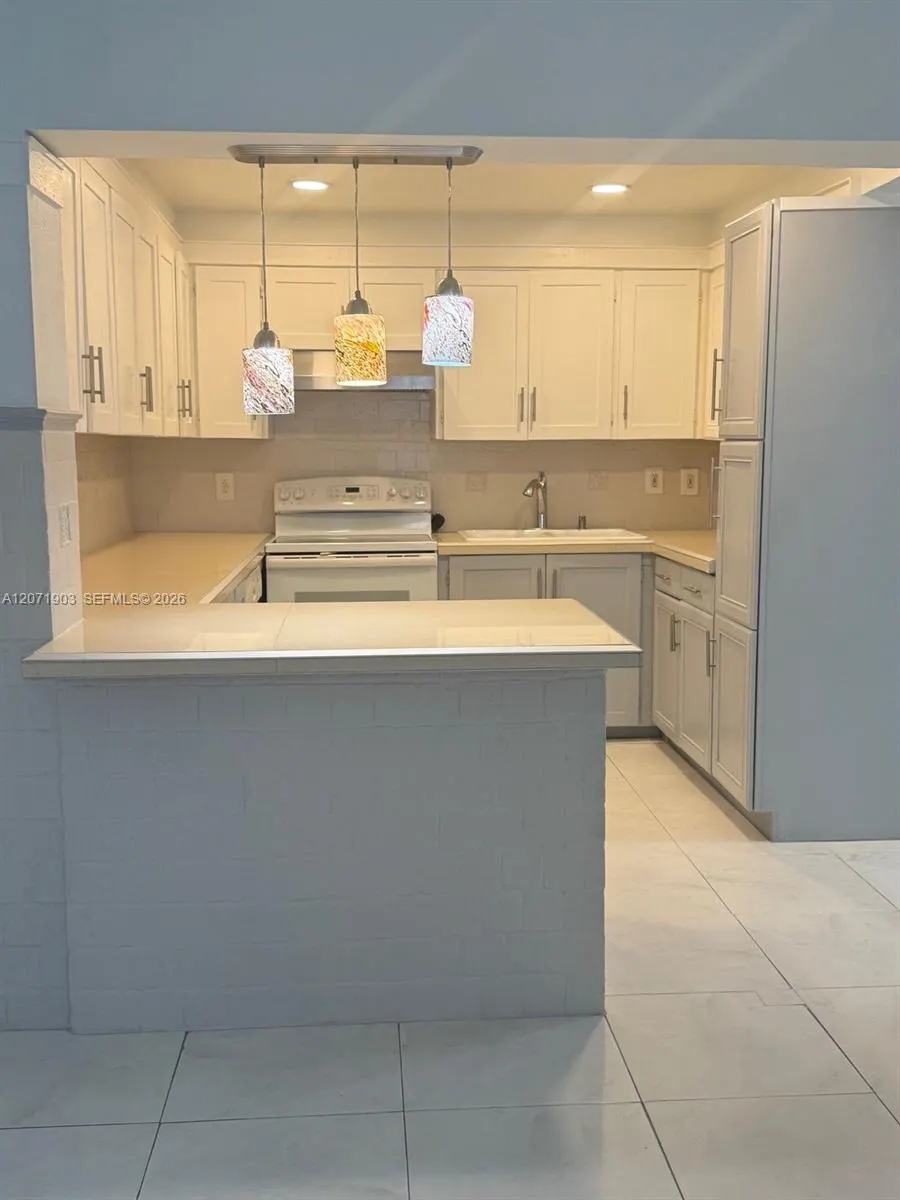 4210 NE 12th Terrace #4210