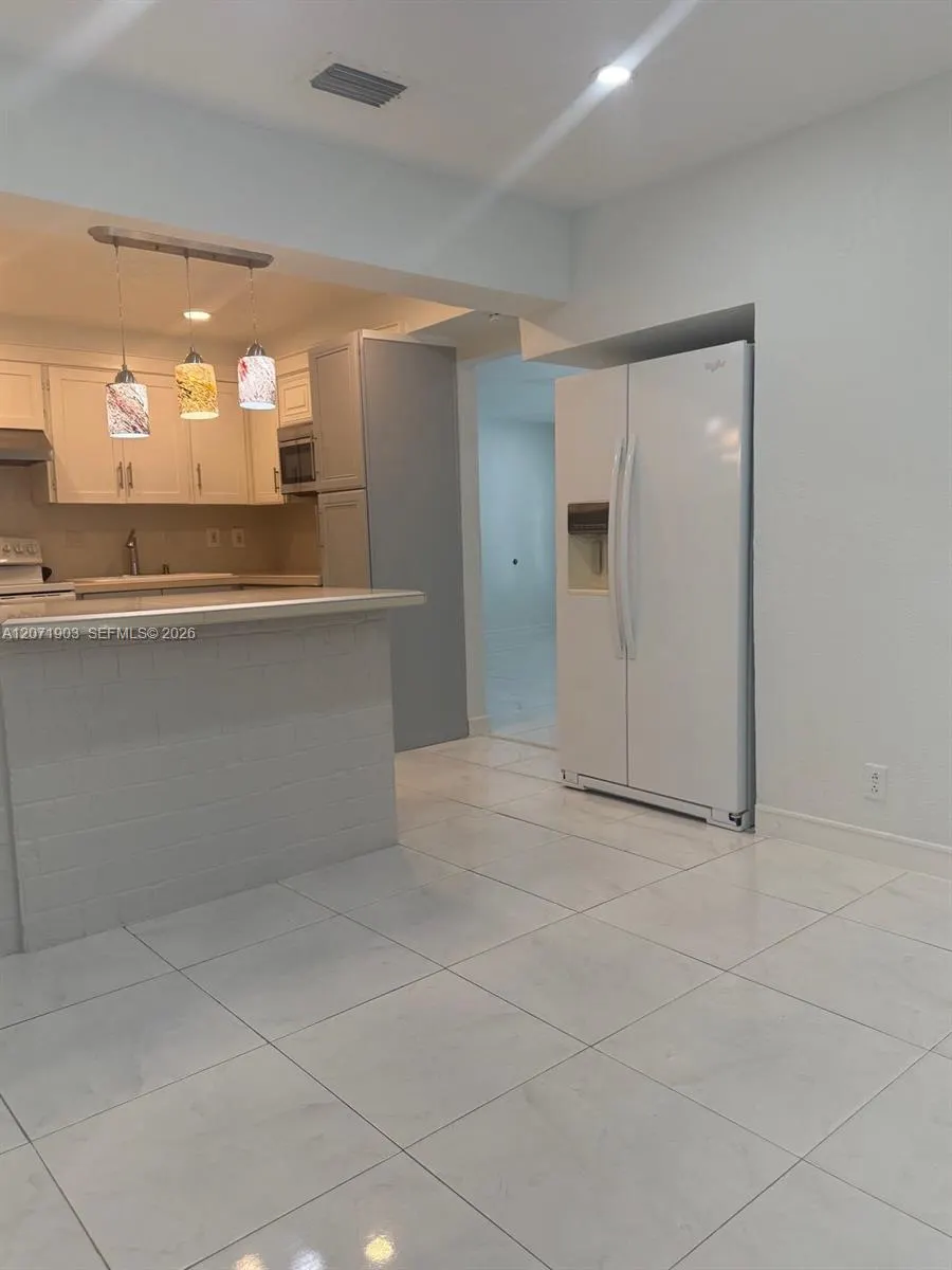 4210 NE 12th Terrace #4210