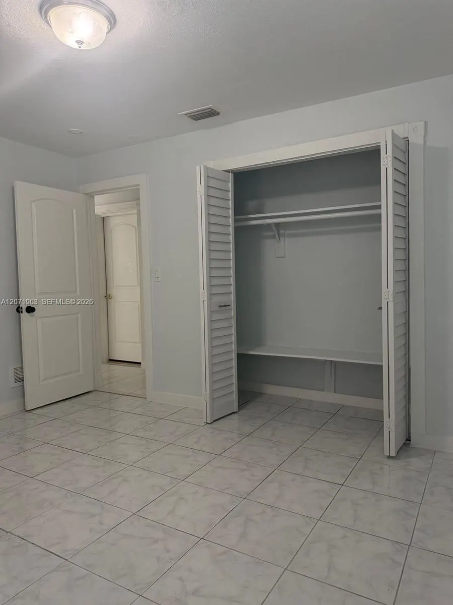 4210 NE 12th Terrace #4210